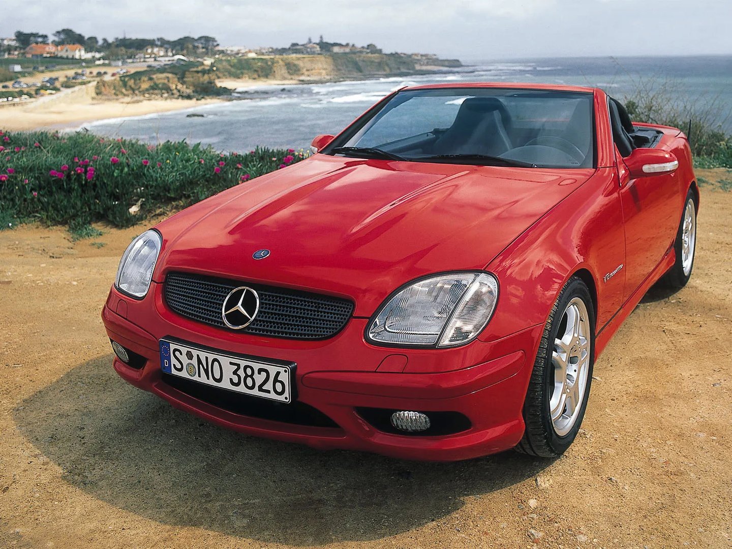 Mercedes_SLK-Class_AMG_1_generation__Roadster__8.jpg