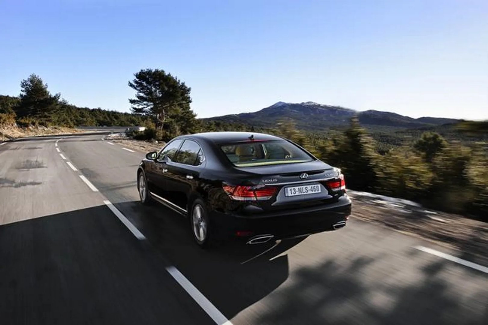 Lexus_LS_4_generation_restyling__Sedan_Long__11.jpg