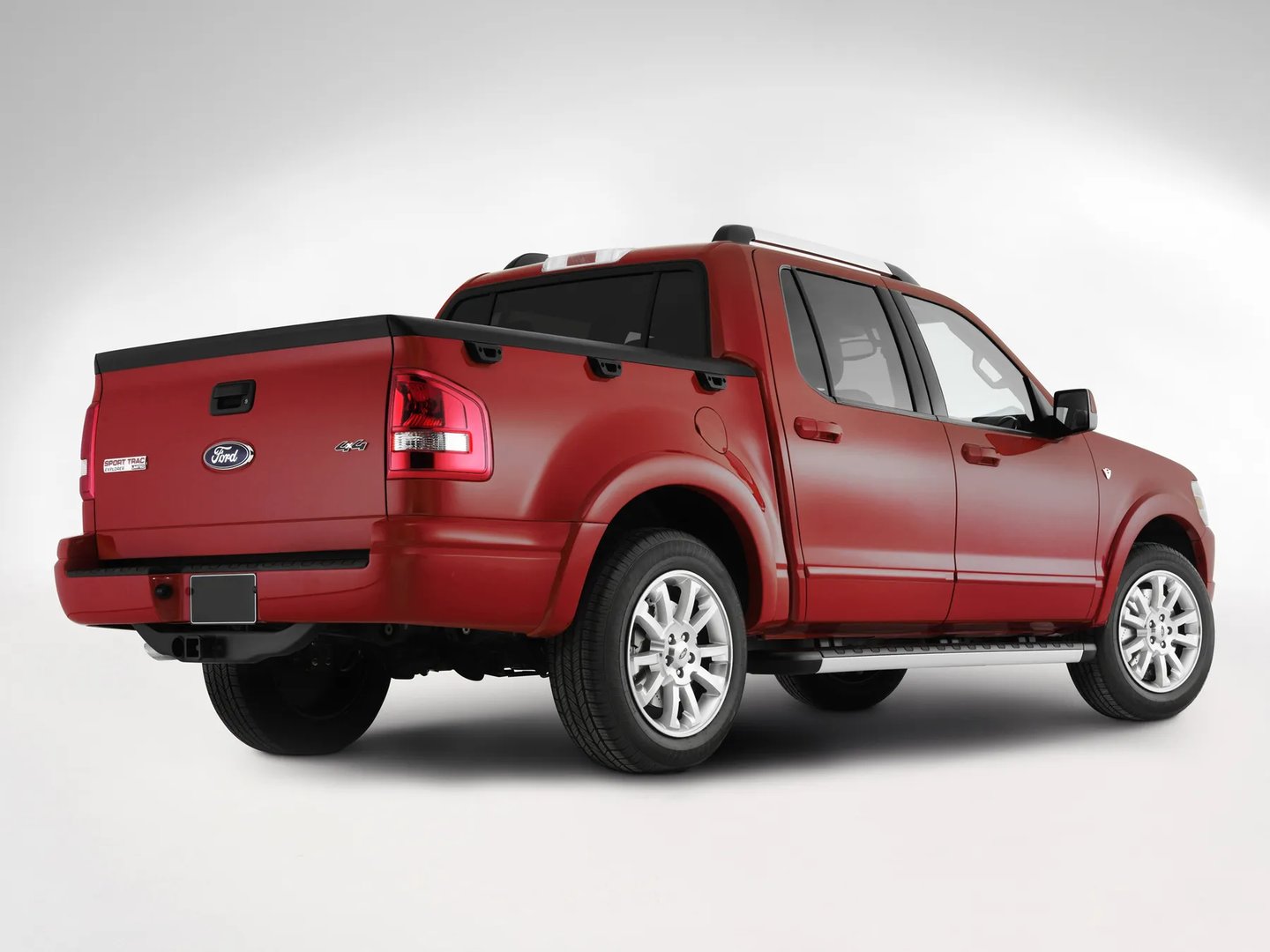 Ford_Explorer_Sport_Trac_2_generation__Pickup_double-cab__2.jpg