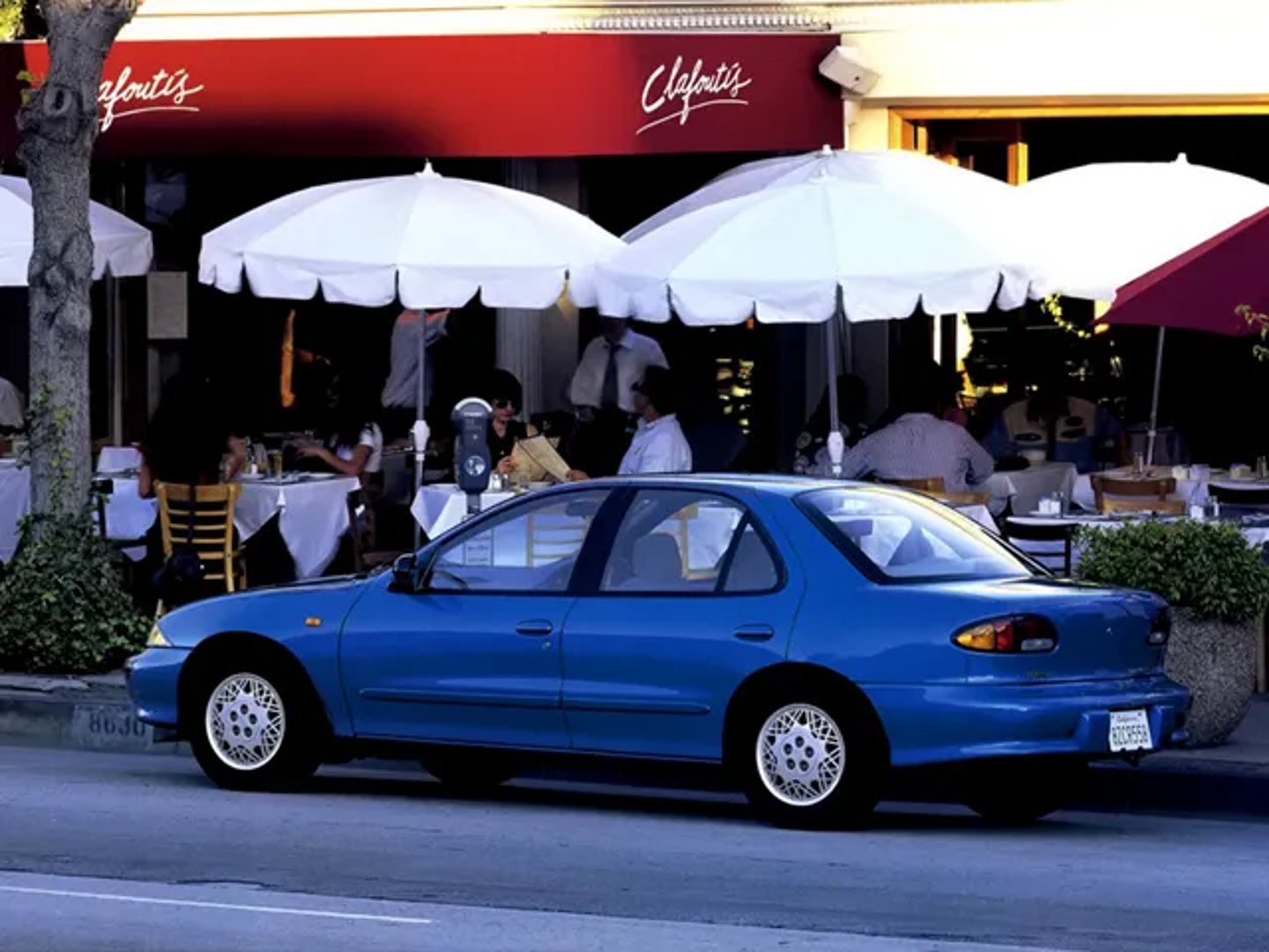 Toyota_Cavalier_1_generation__Sedan__2.jpg