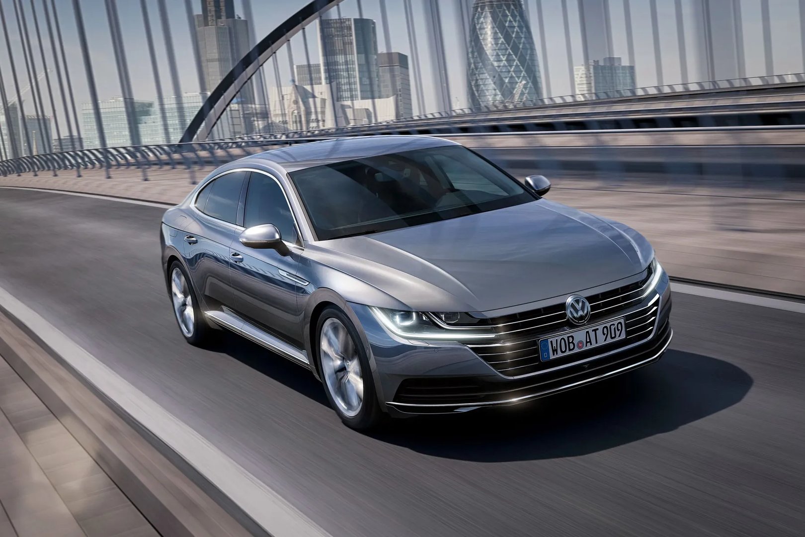 Volkswagen_Arteon_1_generation__Liftback__13.jpg