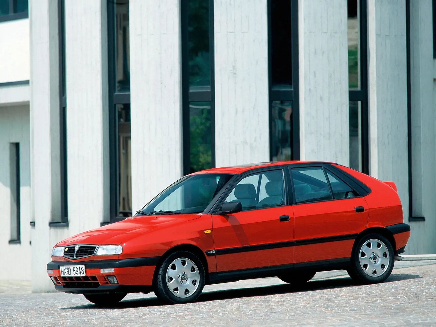 Lancia_Delta_2_generation__Mini_5-doors__3.jpg