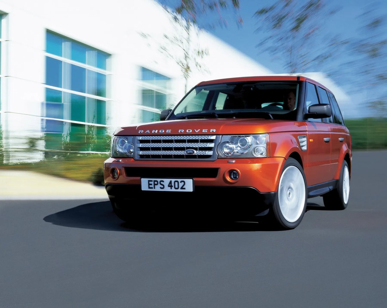 Land Rover_Range_Rover_Sport_1_generation__SUV_5-doors__13.jpg