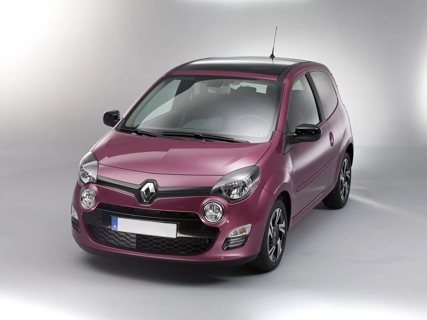 2 generation, restyling 