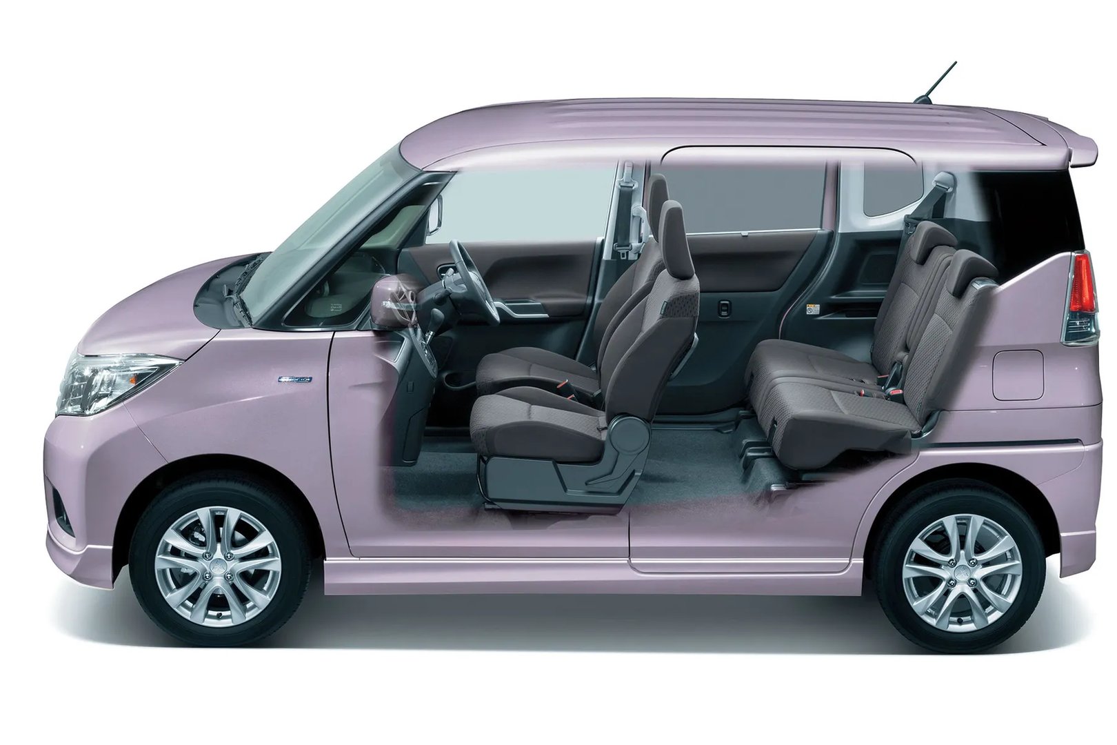 Mitsubishi_Delica_D:2_2_generation__Microvan__3.jpg