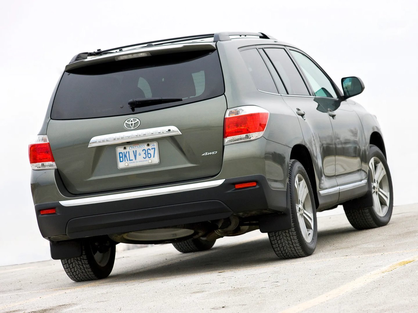 Toyota_Highlander_2_generation_restyling__SUV_5-doors__7.jpg