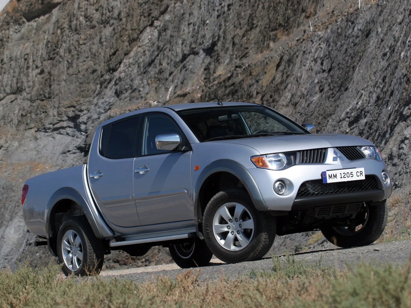 Mitsubishi L200 4 generation  Pickup double-cab