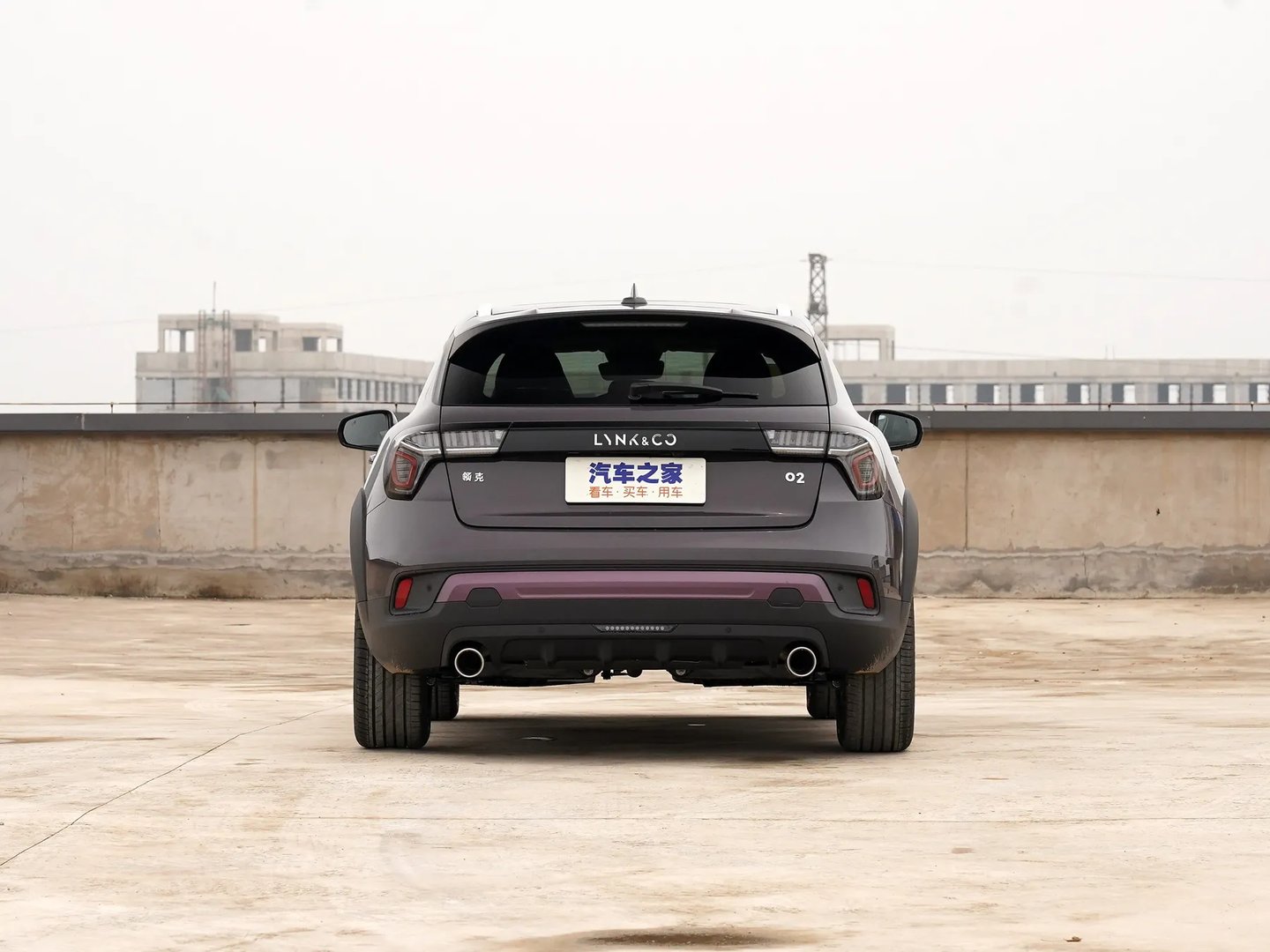 lynkco_02_1_generation__SUV_5-doors__6.jpg