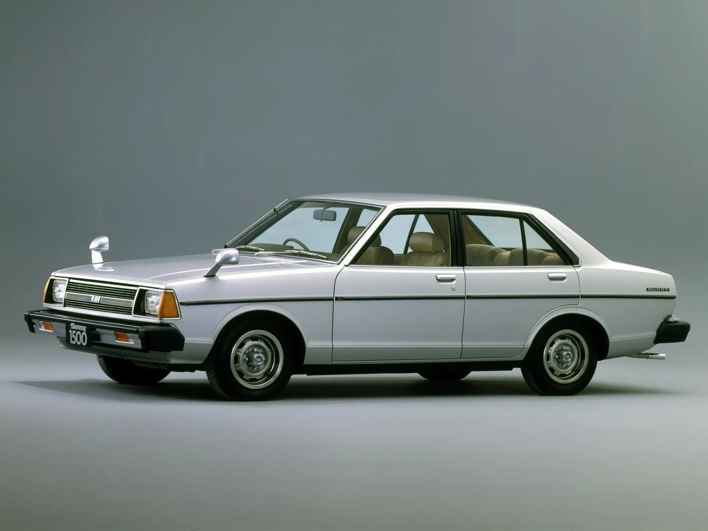 Nissan_Sunny_4_generation__Sedan__3.jpg