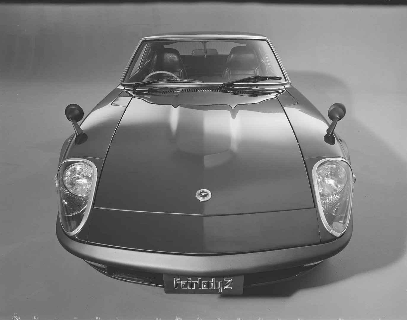 Nissan_Fairlady_Z_1_generation__Coupe__1.jpg