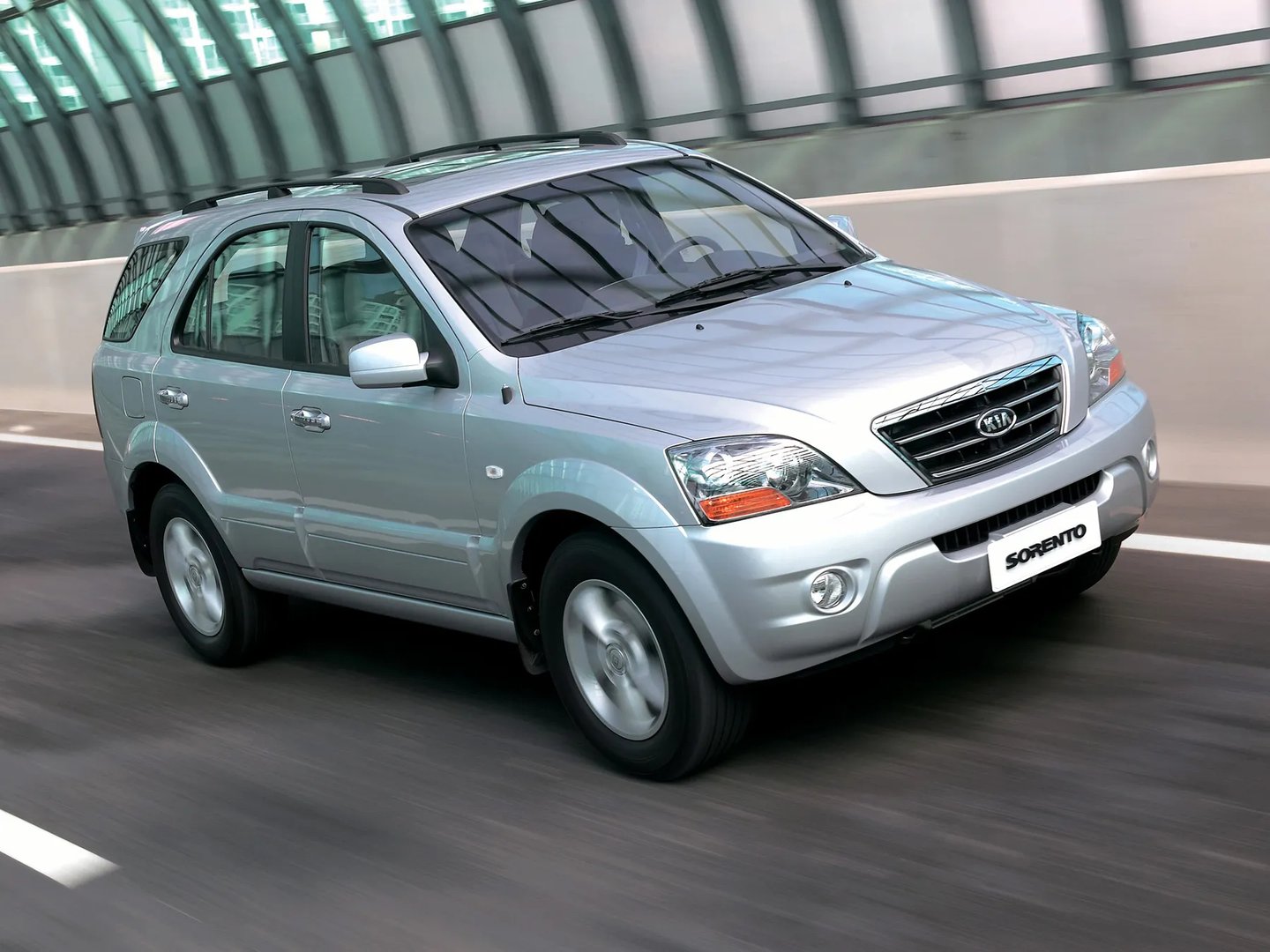 Kia_Sorento_1_generation_restyling__SUV_5-doors__1.jpg