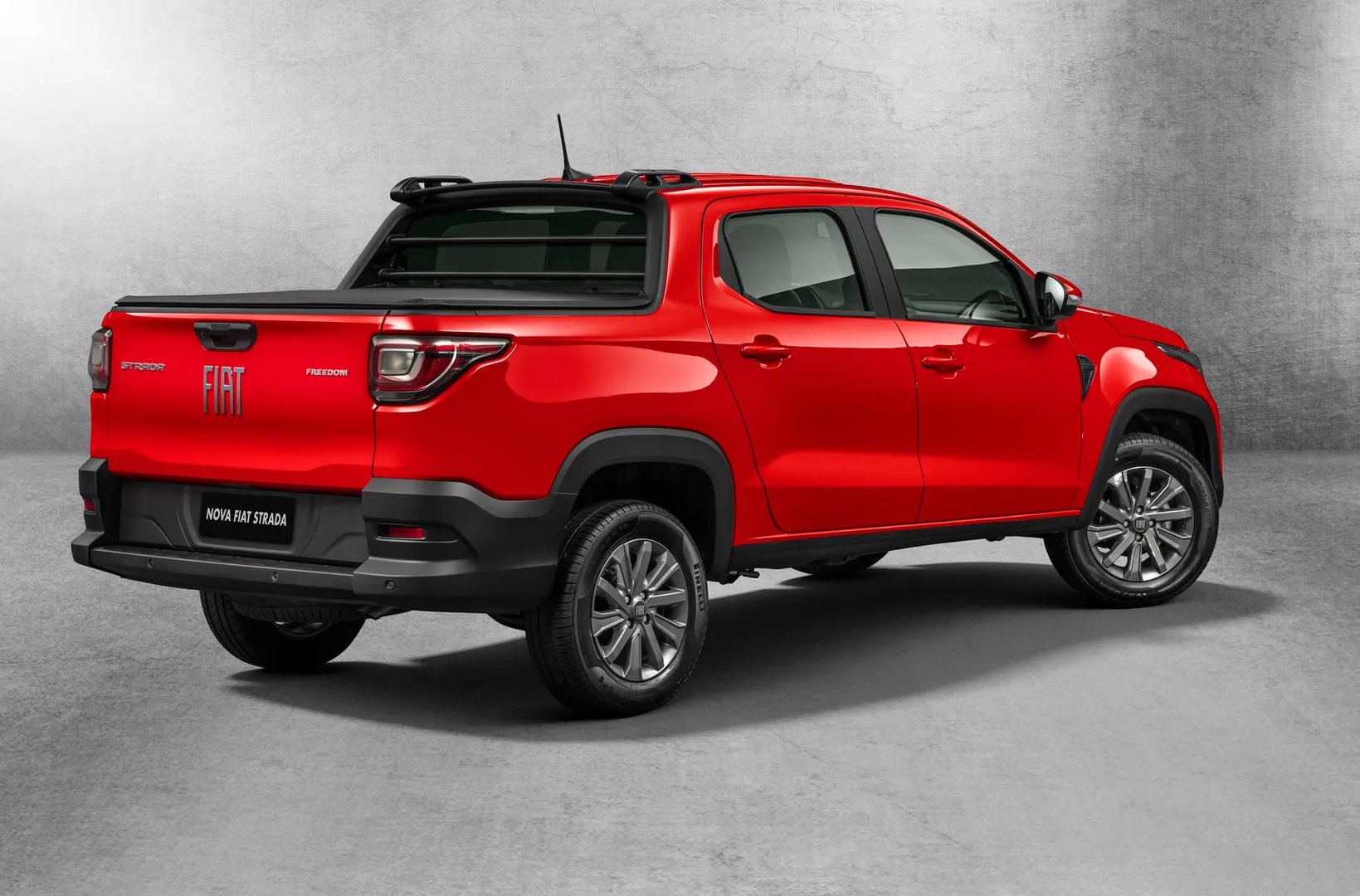 Fiat_Strada_2_generation__Pickup_double-cab__9.jpg