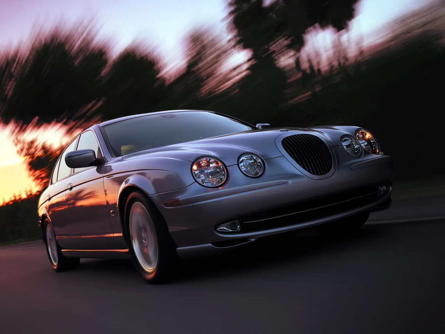 Jaguar_S-Type_1_generation__Sedan__4.jpg