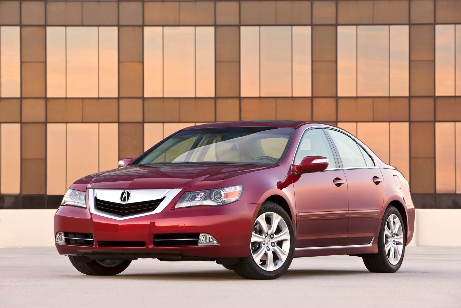 Acura_RL_2_generation_restyling__Sedan__6.jpg