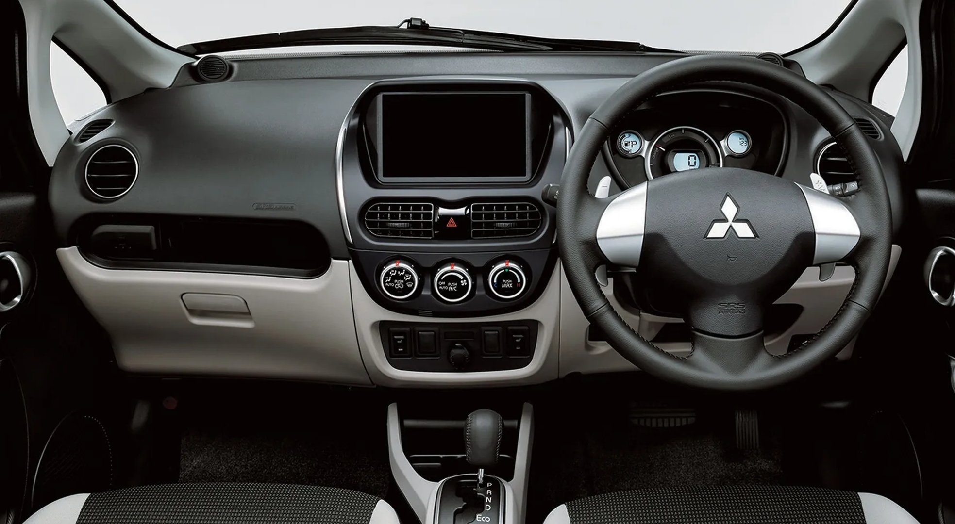 Mitsubishi_i-MiEV_1_generation_restyling_1__Mini_5-doors__4.jpg