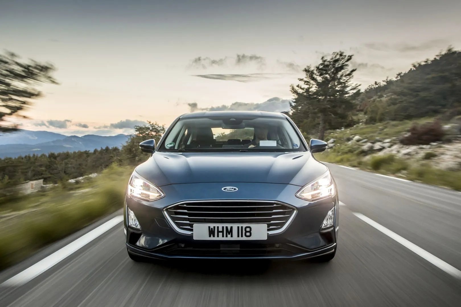 Ford_Focus_4_generation__Hatchback_5-door__10.jpg