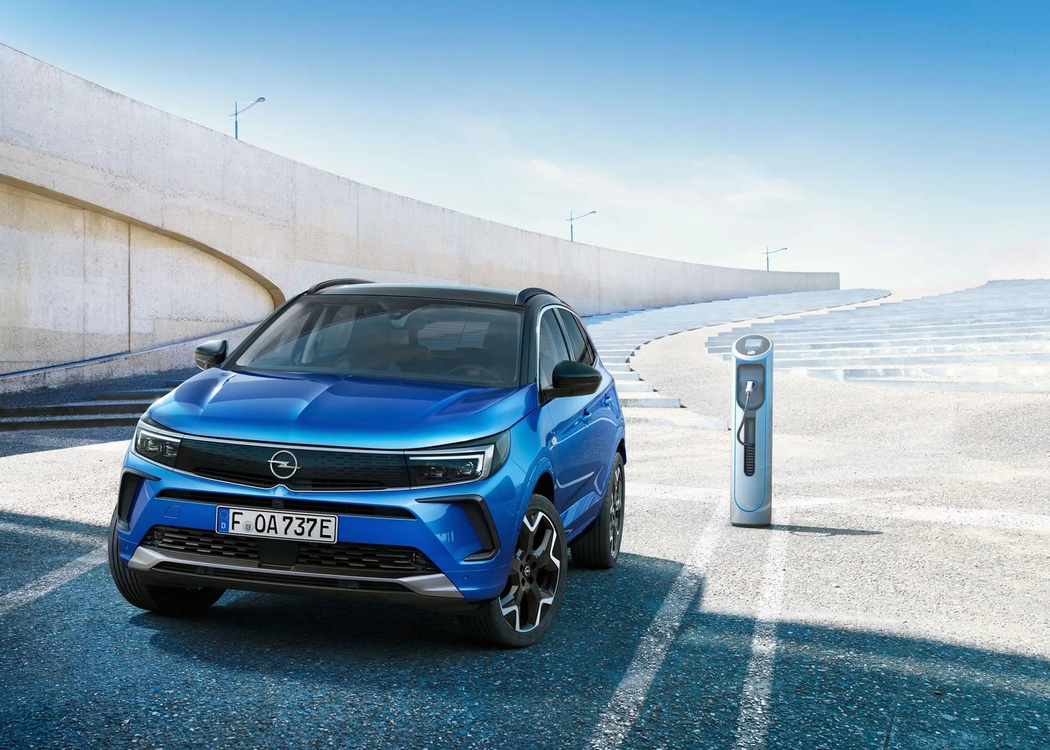 1 generation, restyling 1 