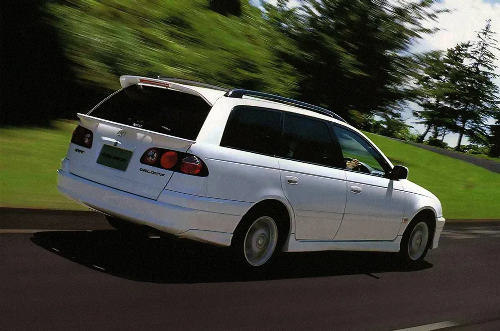 Toyota_Caldina_2_generation__Estate_5-door__4.jpg