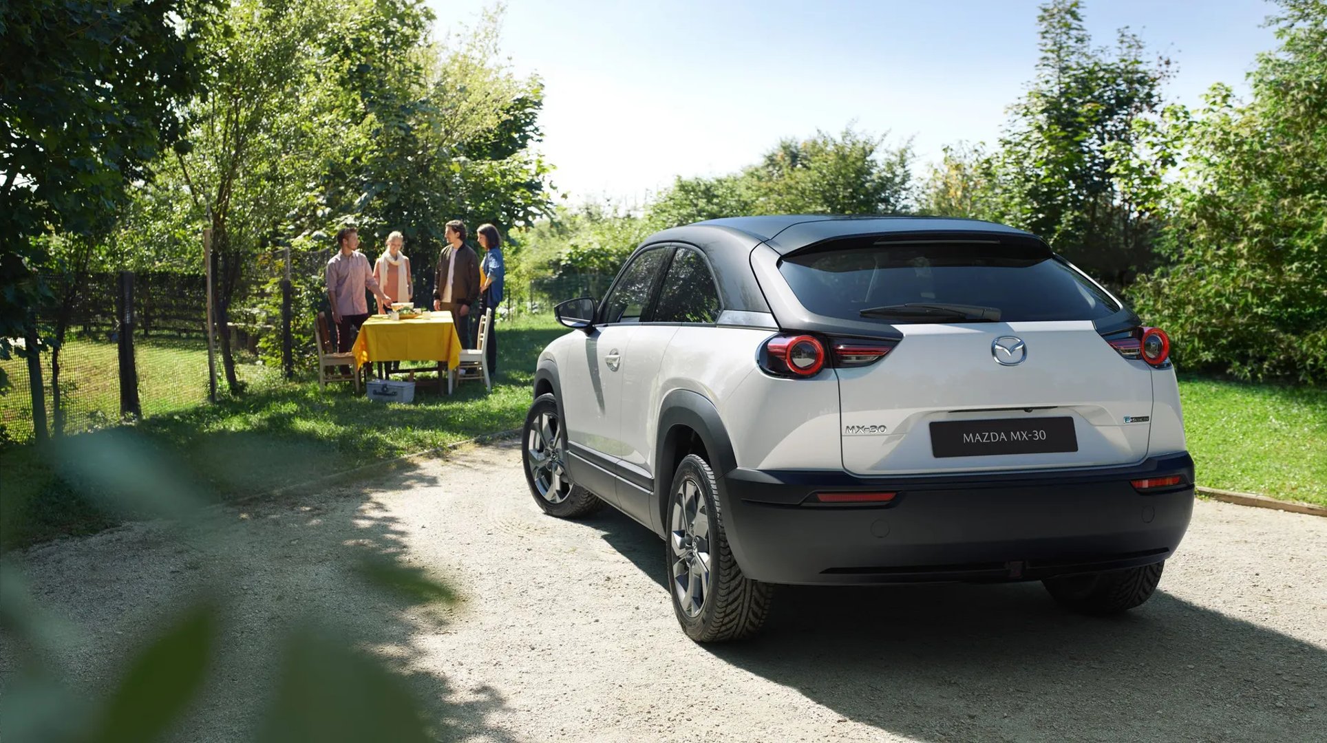 Mazda_MX-30_1_generation__SUV_5-doors__13.jpg