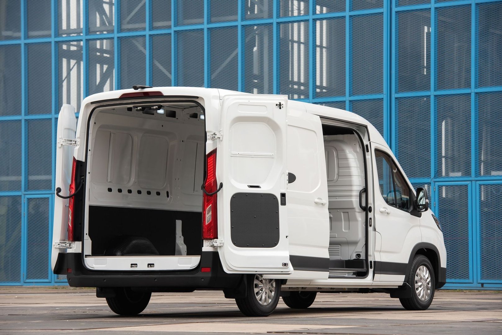maxus_eDeliver_9_1_generation__Van__11.jpg