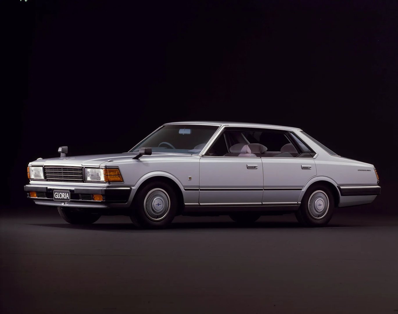 Nissan_Gloria_6_generation__Sedan_Hardtop__2.jpg
