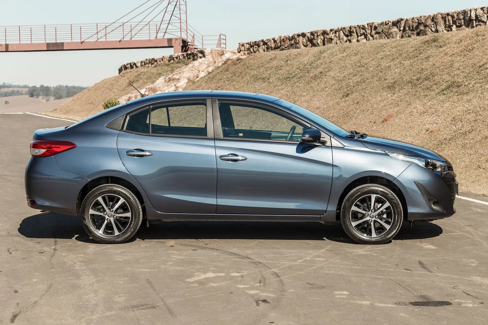 Toyota_Yaris_3_generation_restyling_2__Sedan__8.jpg