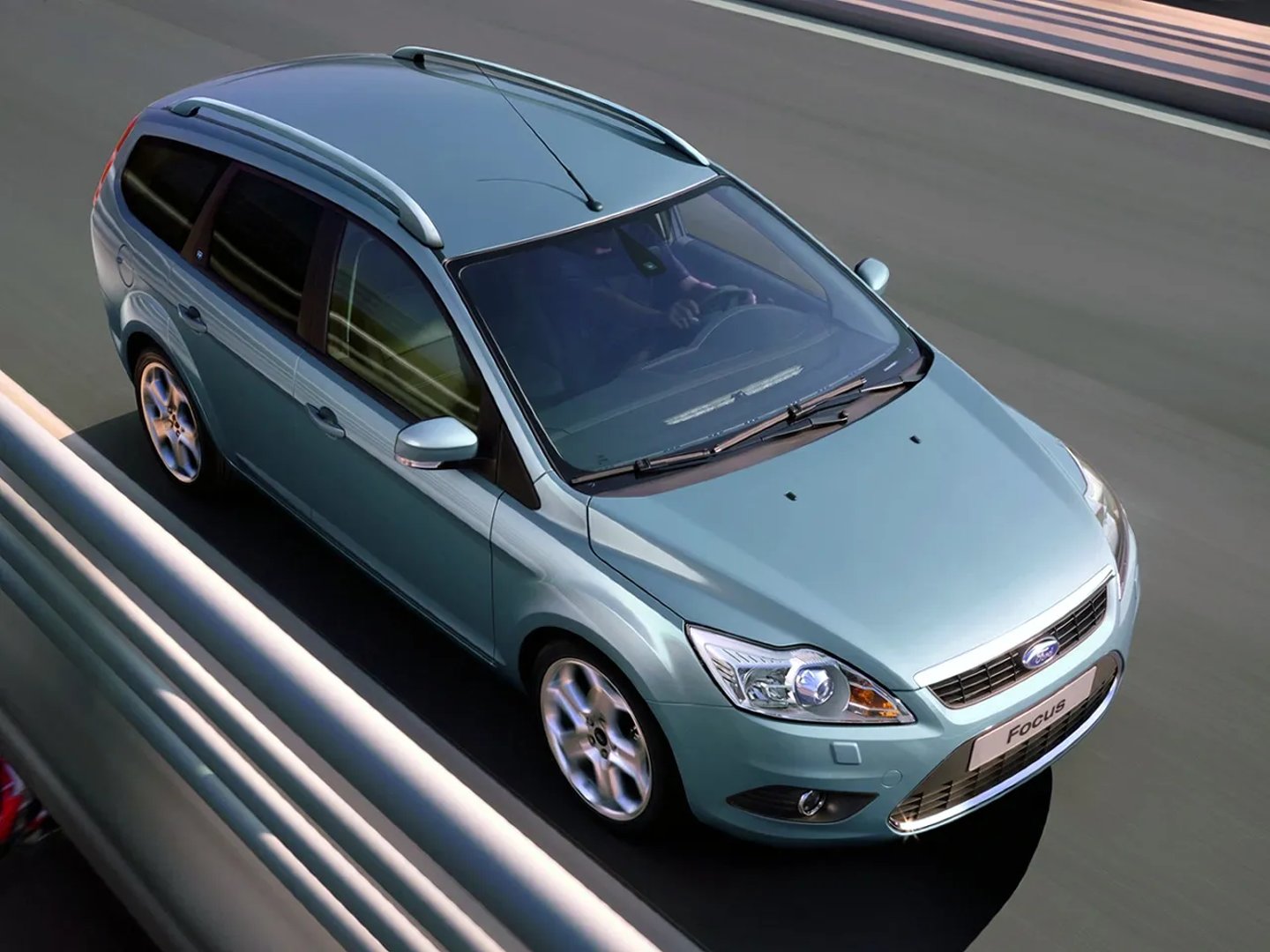 Ford_Focus_2_generation_restyling__Estate_5-door__13.jpg