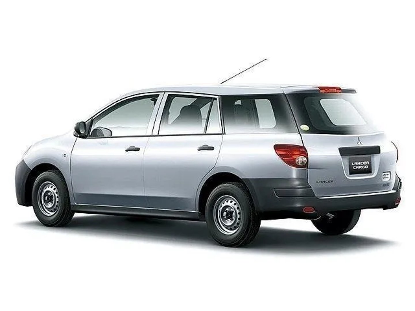 Mitsubishi_Lancer_Cargo_2_generation__Estate_5-door__1.jpg