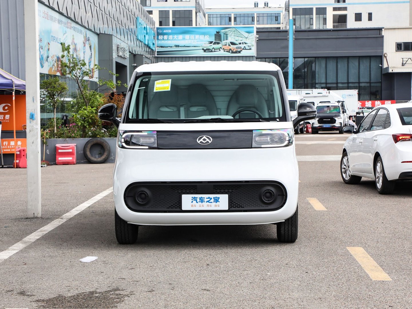 maxus_eDeliver_5_1_generation__Van__20.jpg