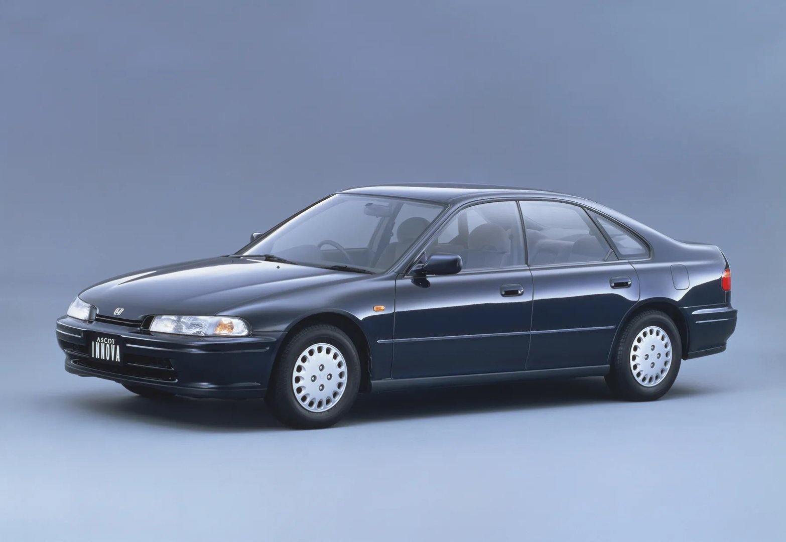 Honda_Ascot_Innova_1_generation__Sedan__3.jpg