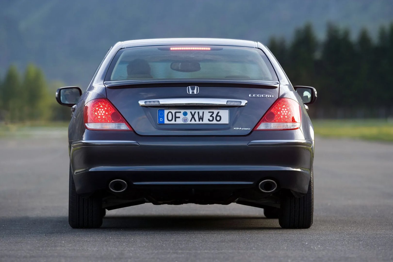 Honda_Legend_4_generation__Sedan__6.jpg