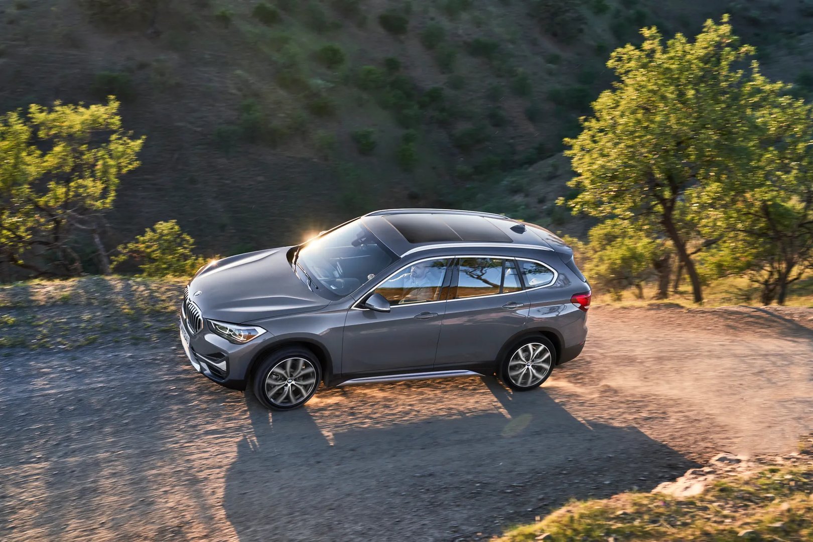 BMW_X1_2_generation_restyling__SUV_5-doors__12.jpg