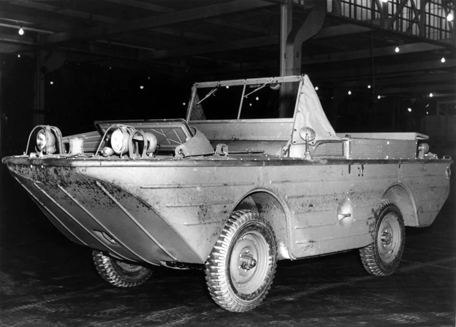 Ford_GPA_1_generation__SUV_cabriolet__1.jpg