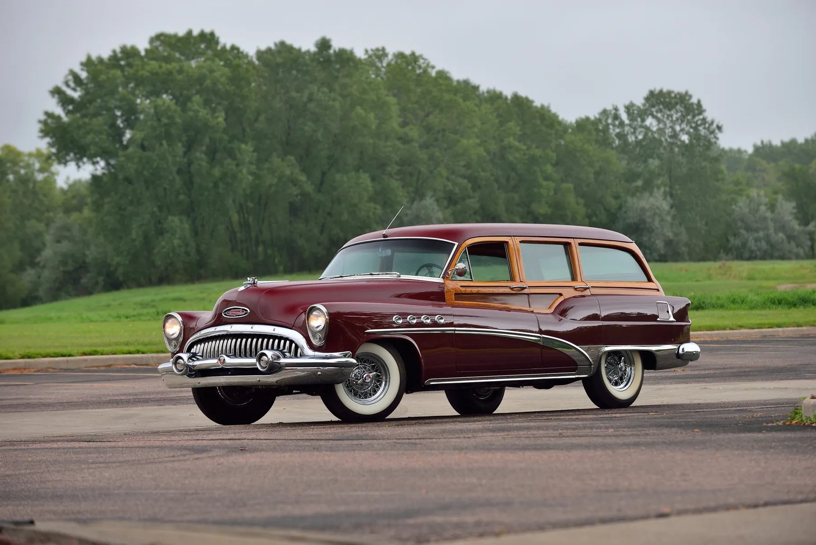 Buick Roadmaster 5 generation  Estate 5-door