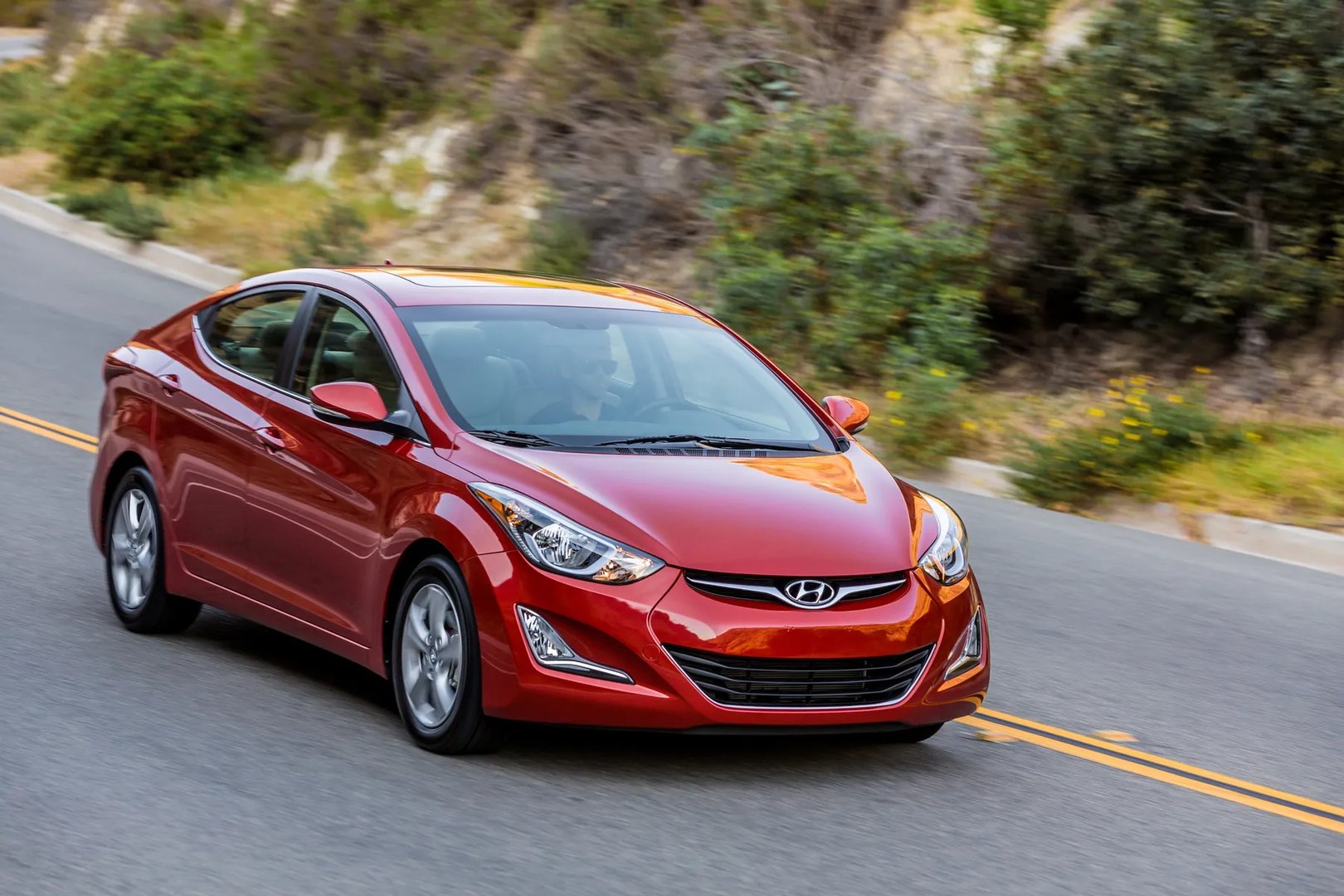 Hyundai_Elantra_5_generation_restyling__Sedan__2.jpg
