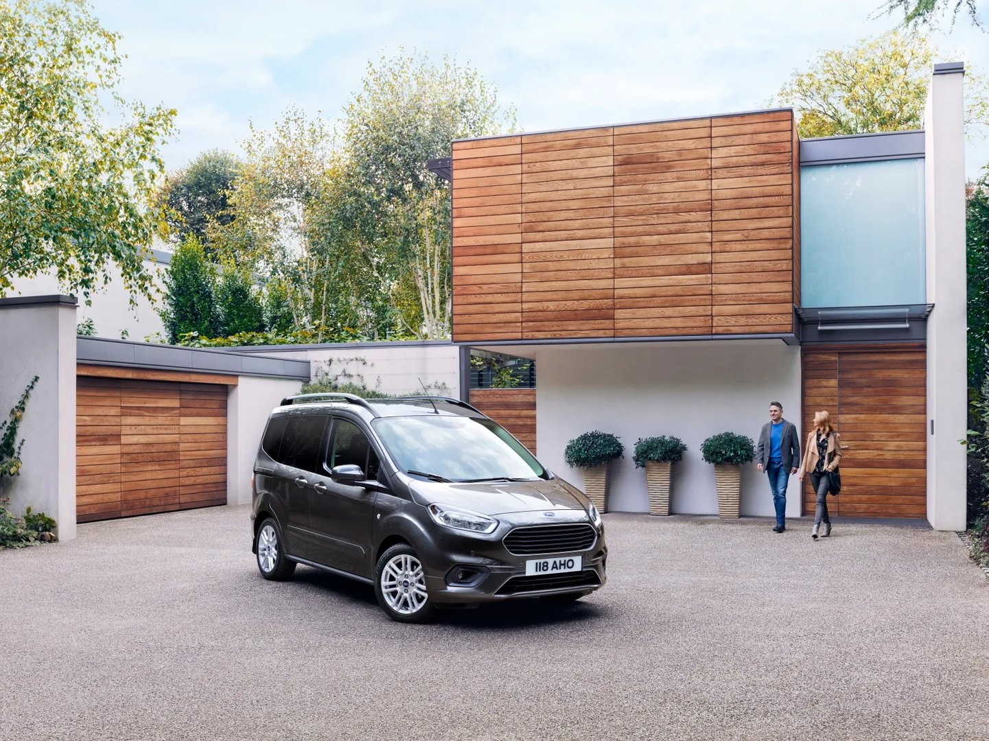 1 generation, restyling 