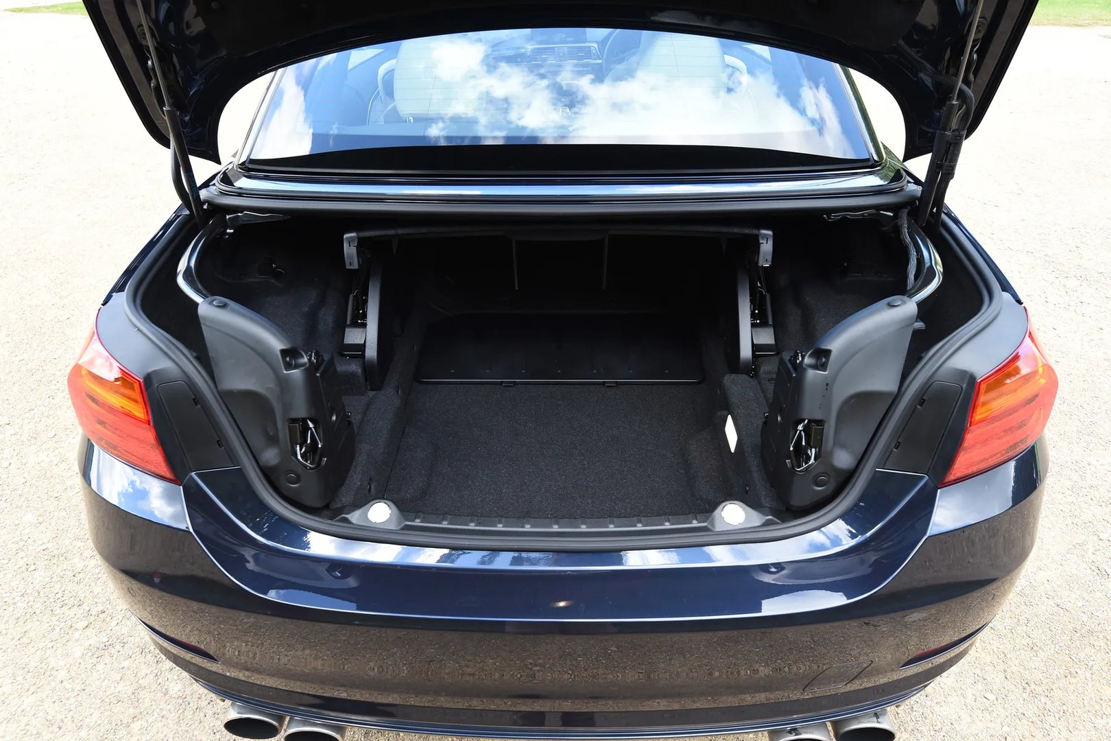 Alpina_B4_1_generation__Cabrio__6.jpg