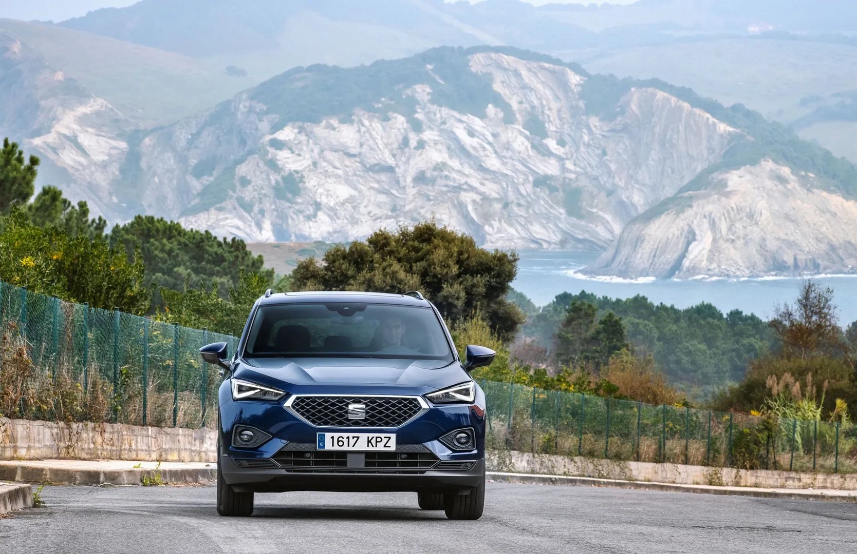 SEAT_Tarraco_1_generation__SUV_5-doors__13.jpg
