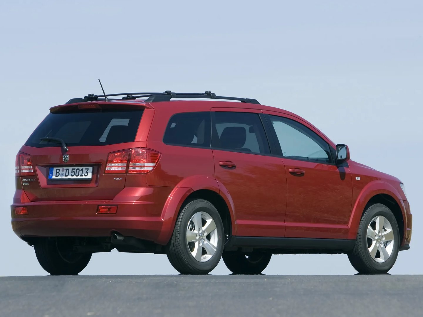 Dodge_Journey_1_generation__SUV_5-doors__1.jpg