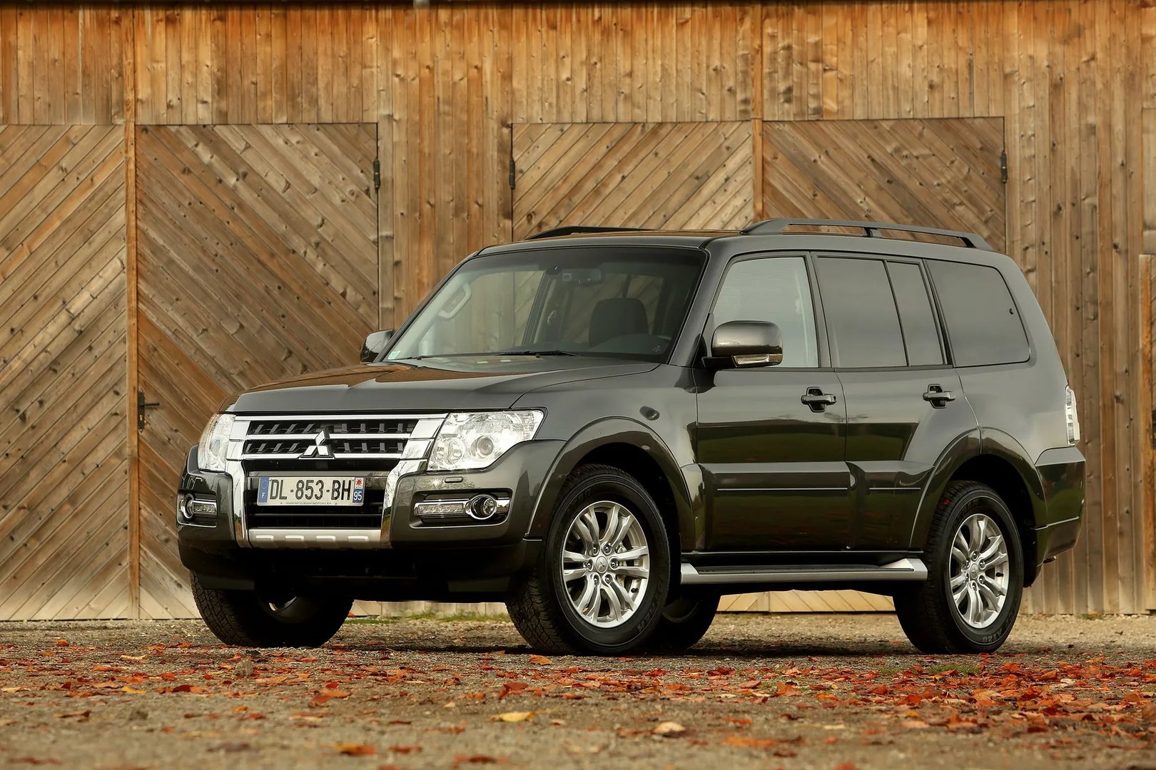 Mitsubishi Pajero 4 generation, restyling 2  SUV 5-doors