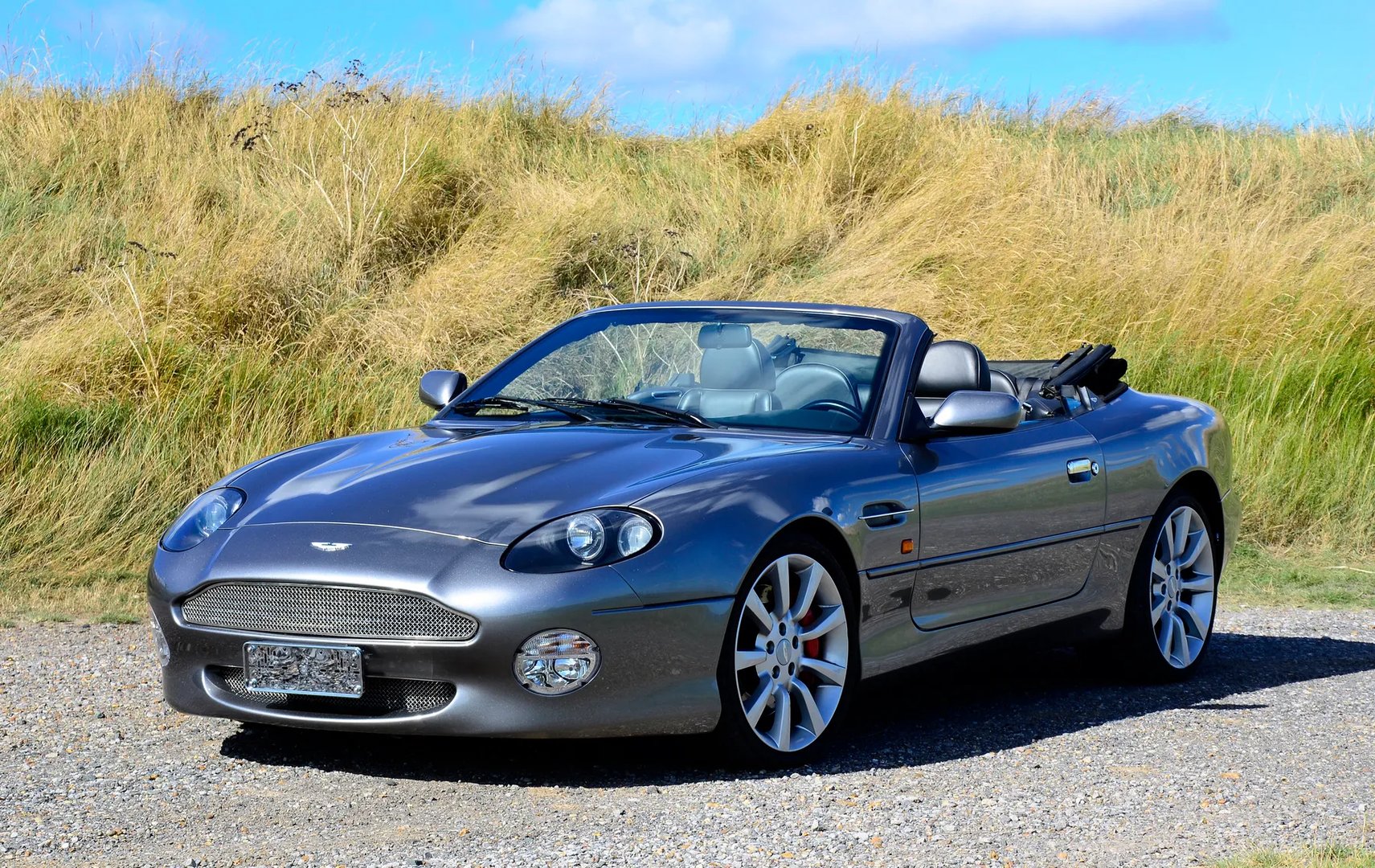 Aston Martin_DB7_1_generation_restyling__Cabrio__2.jpg