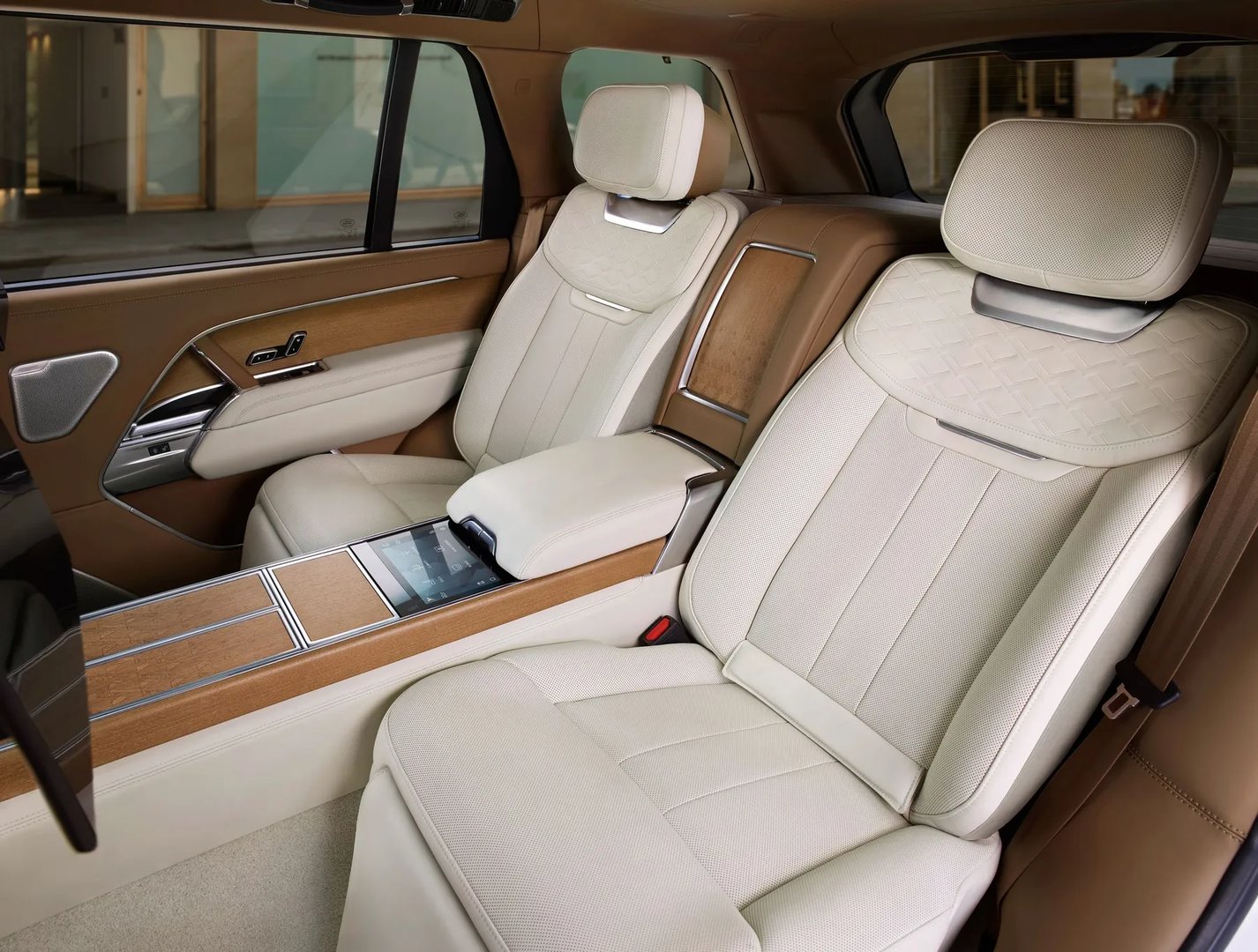 Land Rover_Range_Rover_5_generation__SUV_Long__8.jpg