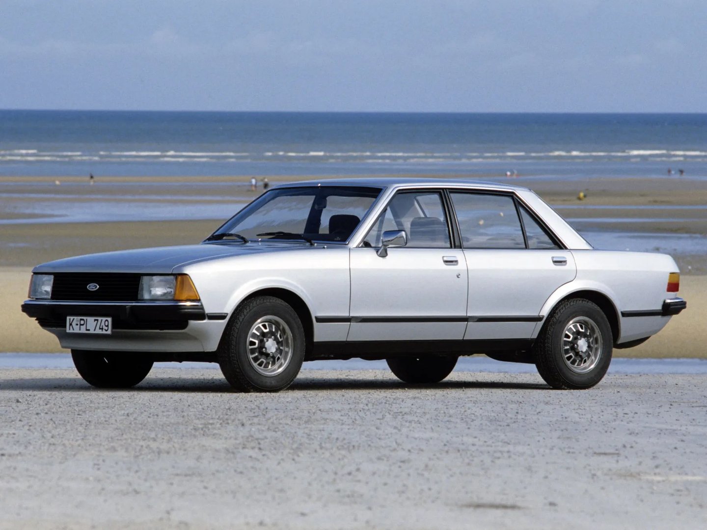 Ford_Granada_2_generation__Sedan__1.jpg