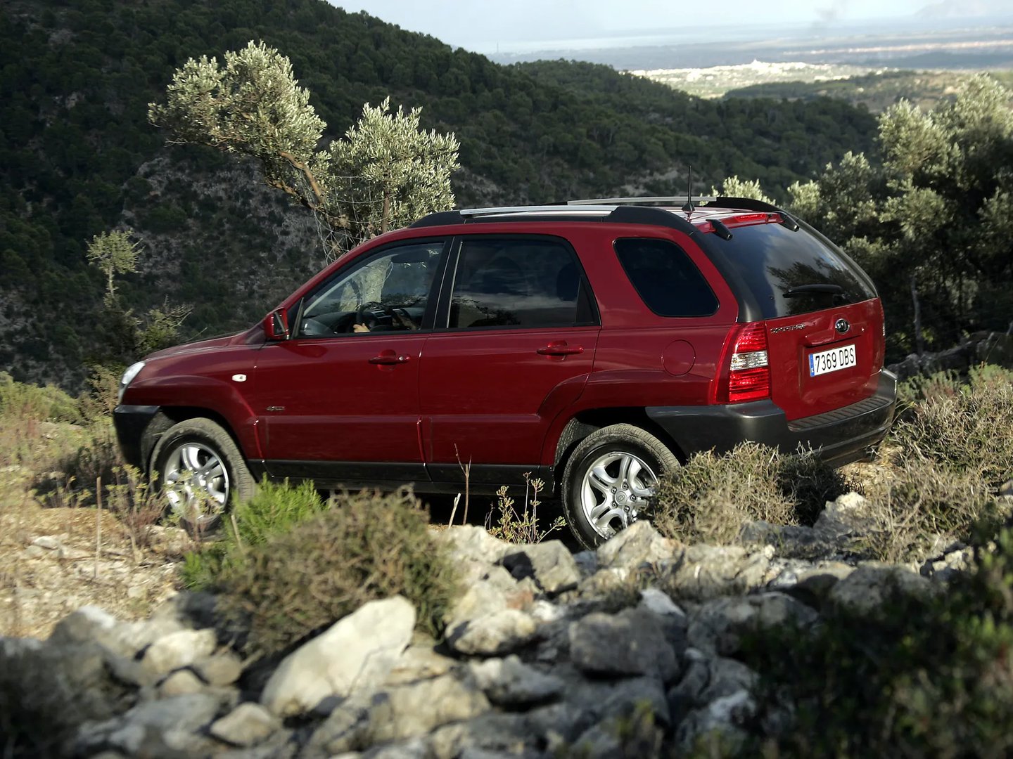 Kia_Sportage_2_generation__SUV_5-doors__4.jpg