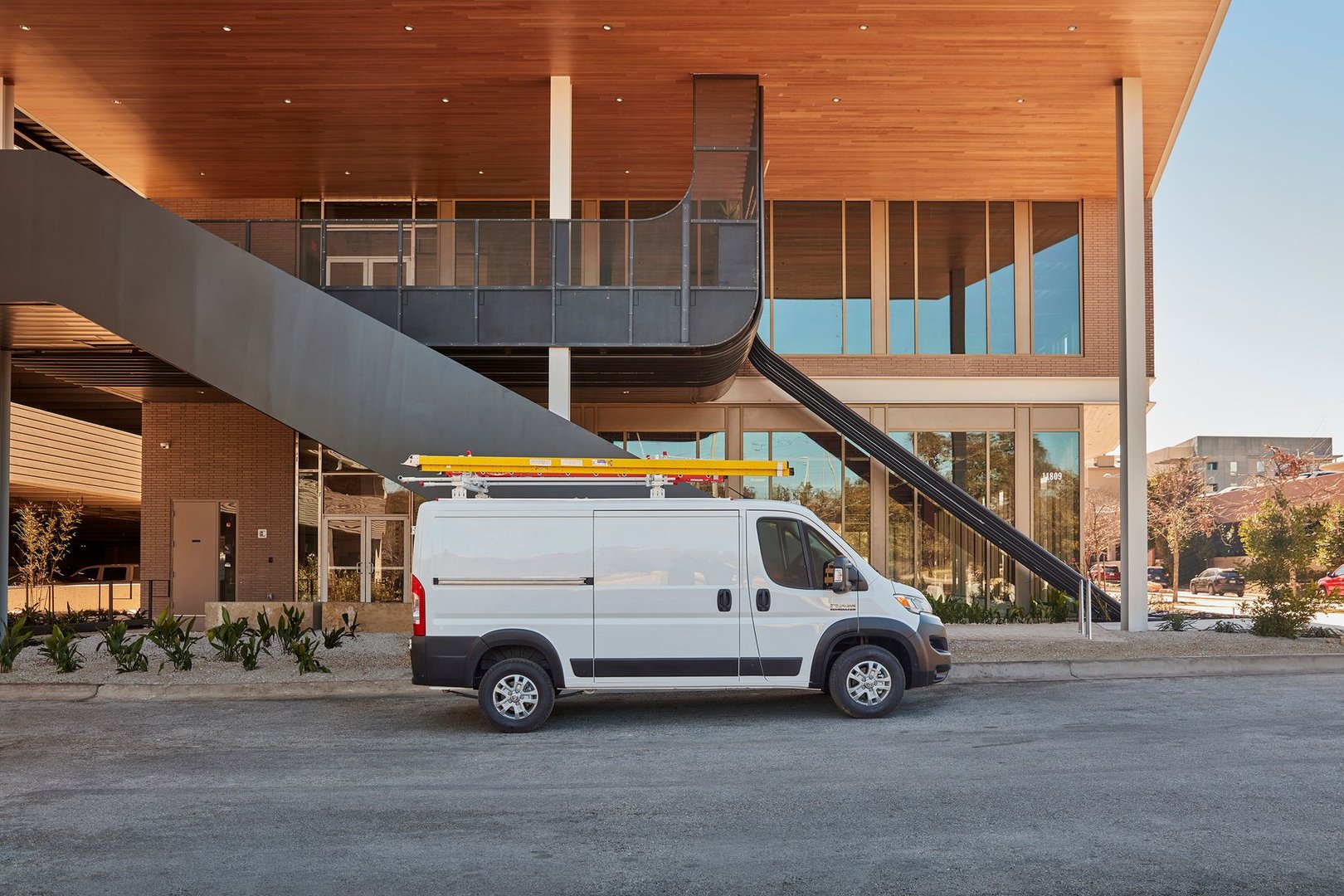ram_Promaster_1_generation_restyling_2__Van__17.jpg