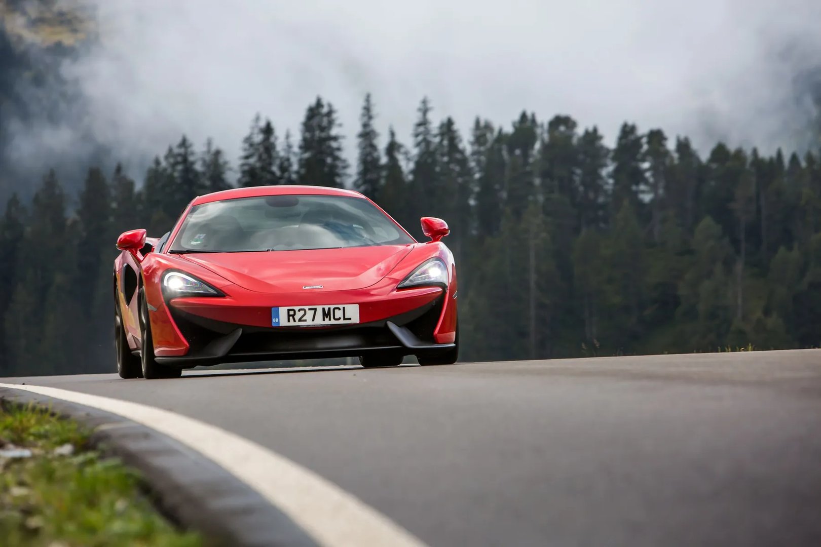 McLaren_540C_1_generation__Coupe__1.jpg