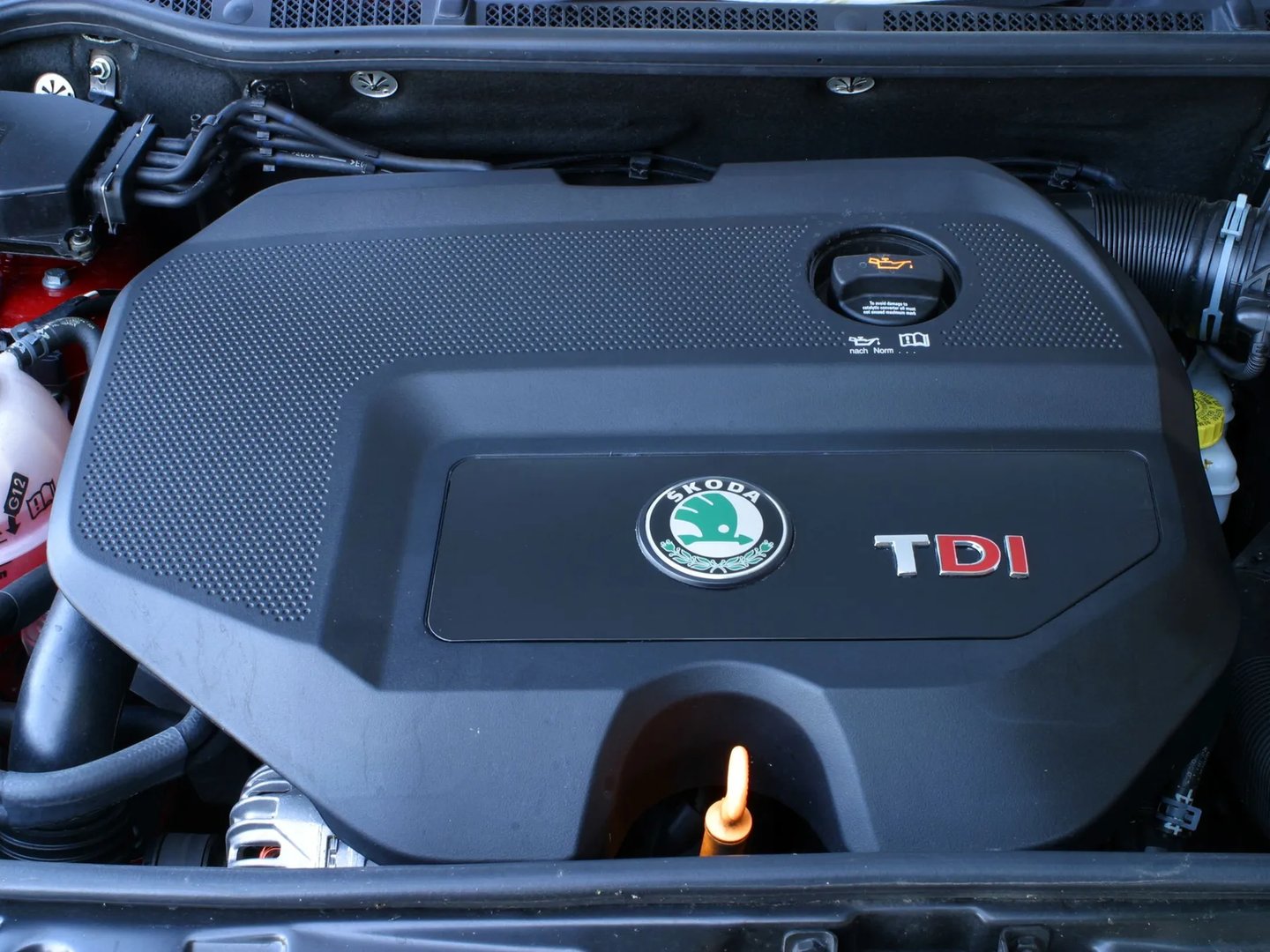 Skoda_Fabia_RS_1_generation__Hatchback_5-door__7.jpg