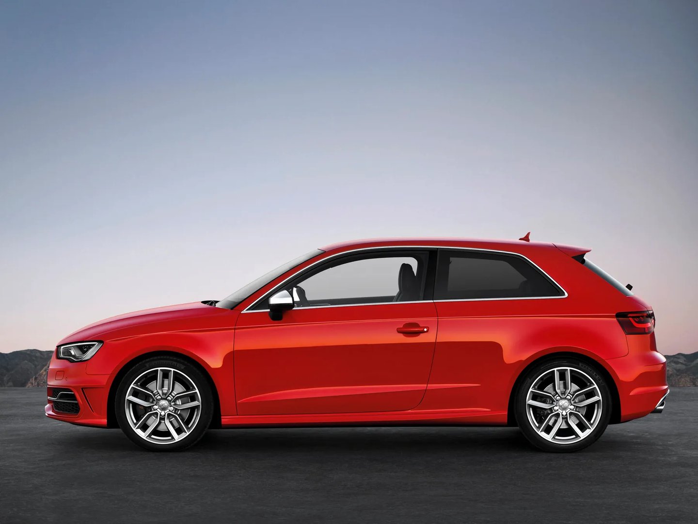 Audi_S3_3_generation__Hatchback_3-door__8.jpg