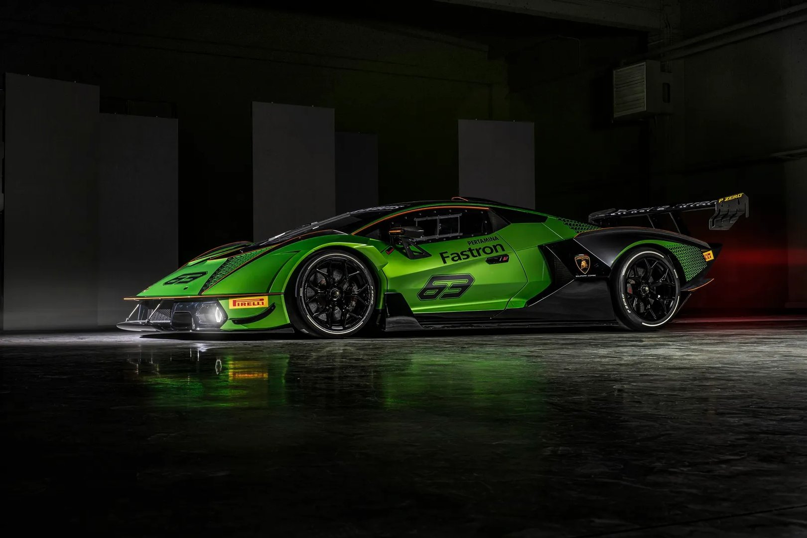Lamborghini_Essenza_SCV12_1_generation__Coupe__12.jpg