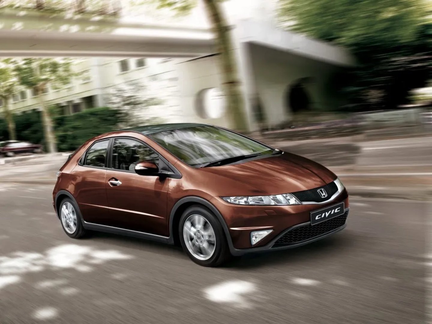 Honda_Civic_8_generation_restyling__Hatchback_5-door__1.jpg
